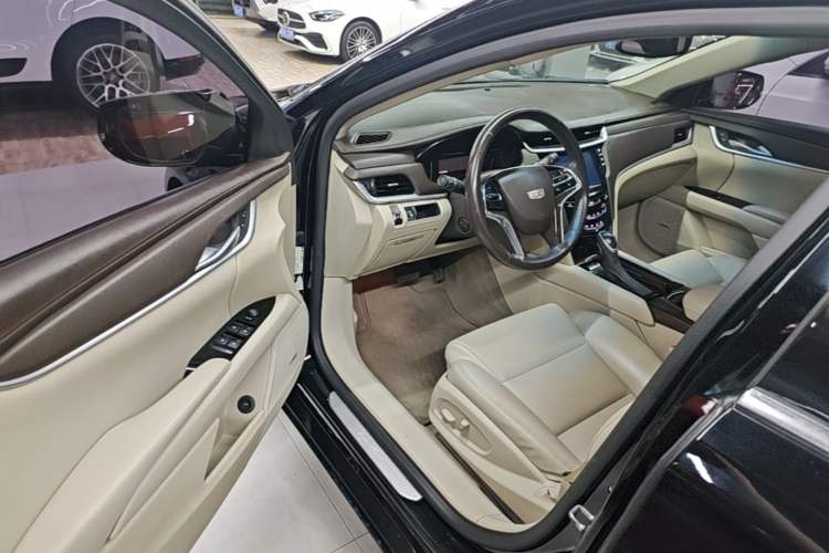 Used Cadillac XTS 2017 28T Tech Edition Driver Seat