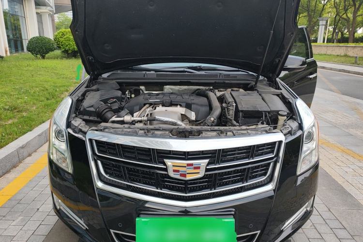 Used Cadillac XTS 2017 28T Elite Model Engine Bay