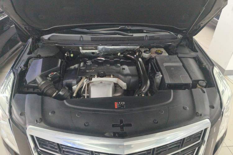 Used Cadillac XTS 2017 28T Tech Edition Engine Bay