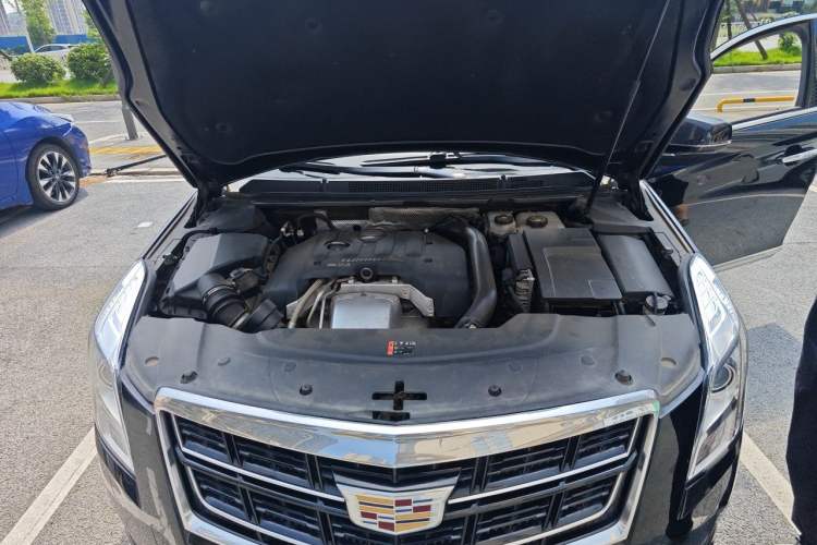 Used Cadillac XTS 2017 28T Elite Model Engine Bay