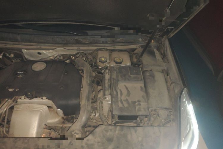 Used Cadillac XTS 2017 28T Tech Edition Engine Bay Left