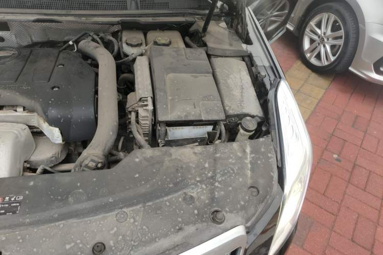 Used Cadillac XTS 2017 28T Tech Edition Engine Bay Left