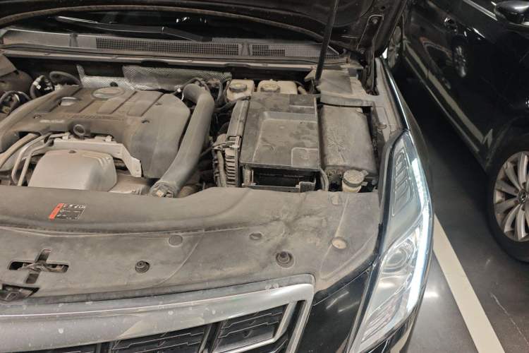 Used Cadillac XTS 2017 28T Tech Edition Engine Bay Left