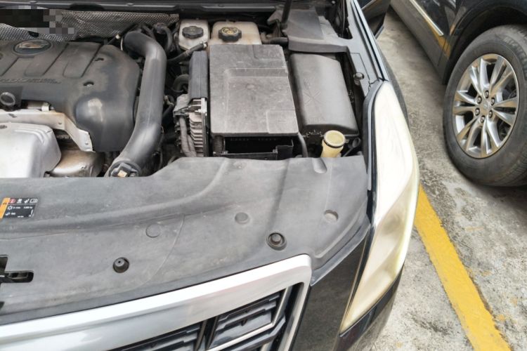 Used Cadillac XTS 2017 28T Tech Edition Engine Bay Left