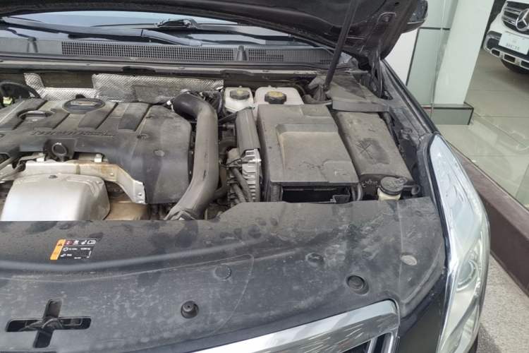 Used Cadillac XTS 2017 28T Luxury Model Engine Bay Left