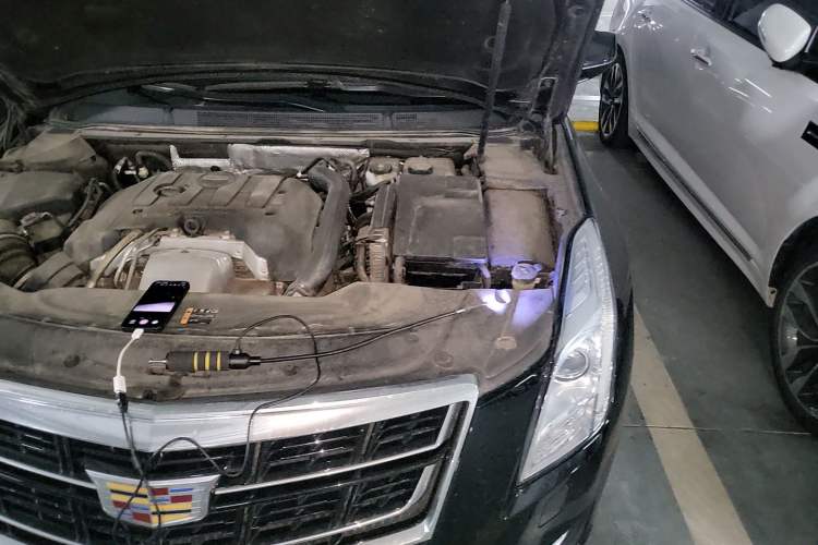 Used Cadillac XTS 2017 28T Tech Edition Engine Bay Left