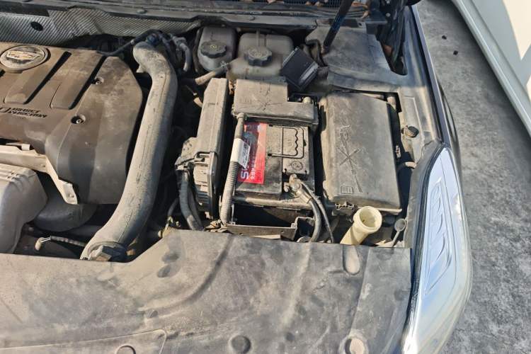 Used Cadillac XTS 2017 28T Tech Edition Engine Bay Left