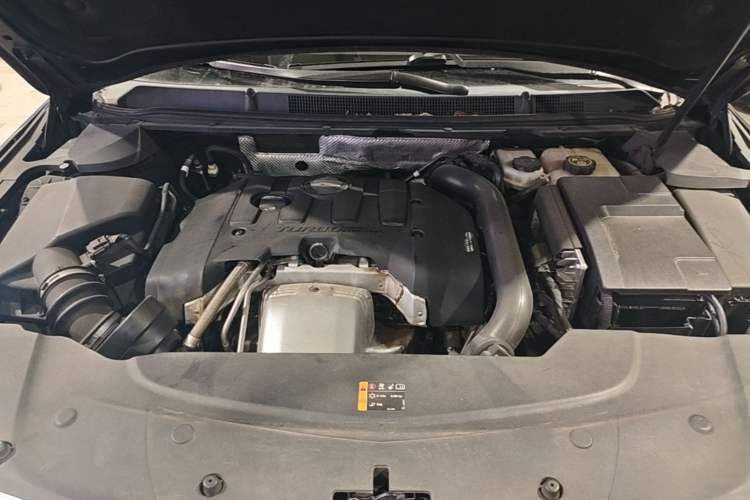 Used Cadillac XTS 2017 28T Tech Edition Engine Bay