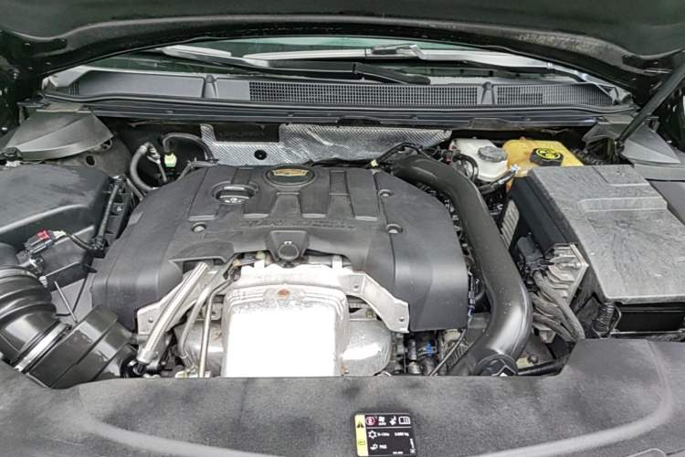 Used Cadillac XTS 2017 28T Elite Model Engine Bay