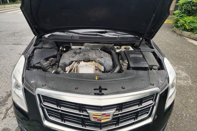 Used Cadillac XTS 2017 28T Tech Edition Engine Bay