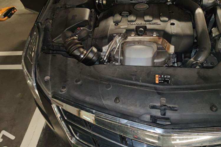 Used Cadillac XTS 2017 28T Elite Model Engine Bay Right
