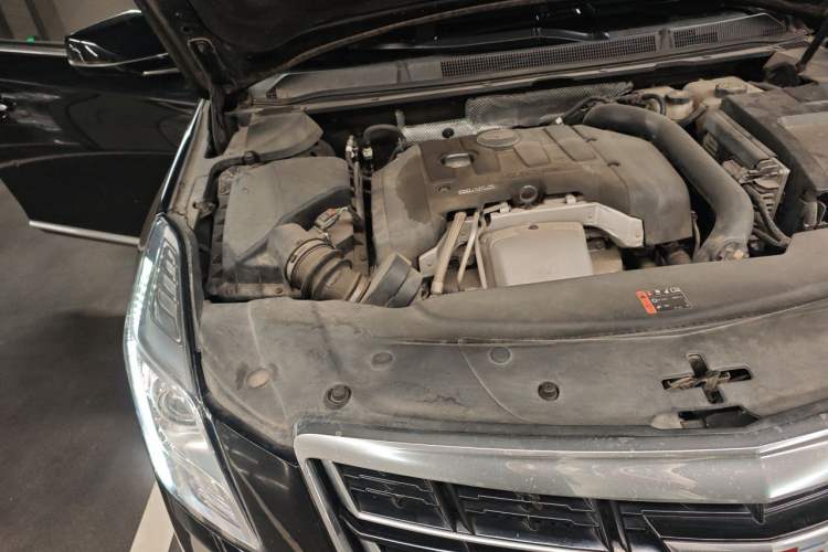 Used Cadillac XTS 2017 28T Tech Edition Engine Bay Right