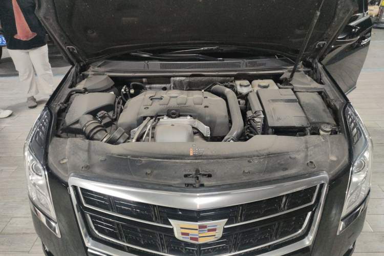 Used Cadillac XTS 2017 28T Elite Model Engine Bay