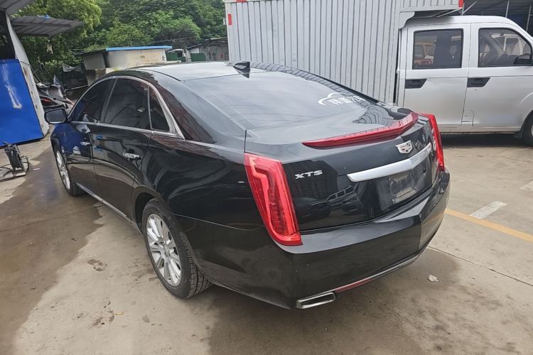 Used Cadillac XTS 2017 28T Tech Edition Exterior 2