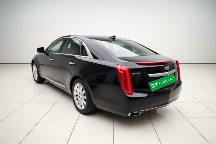 Used Cadillac XTS 2017 28T Elite Model Exterior 2