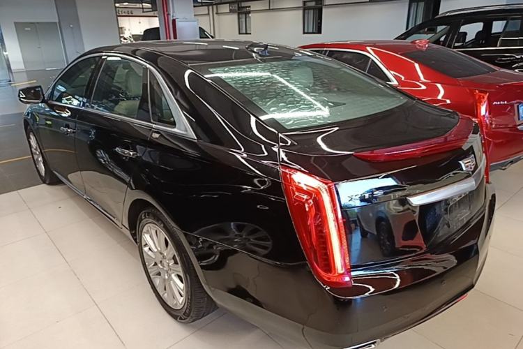 Used Cadillac XTS 2017 28T Tech Edition Exterior 2