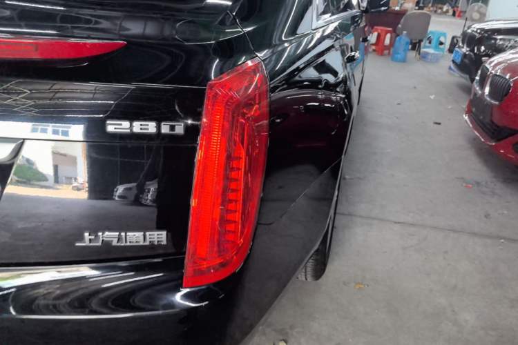 Used Cadillac XTS 2017 28T Tech Edition Exterior 3