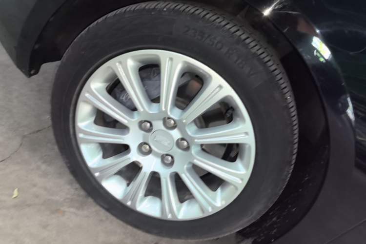 Used Cadillac XTS 2017 28T Tech Edition Exterior 4