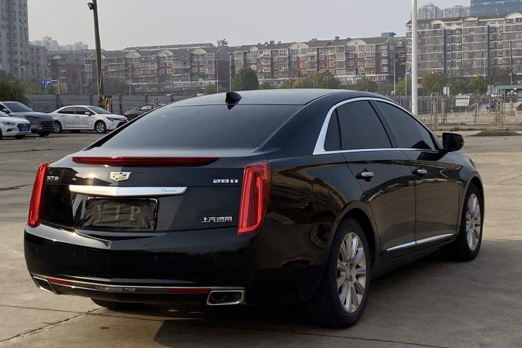 Used Cadillac XTS 2017 28T Luxury Model Exterior 4
