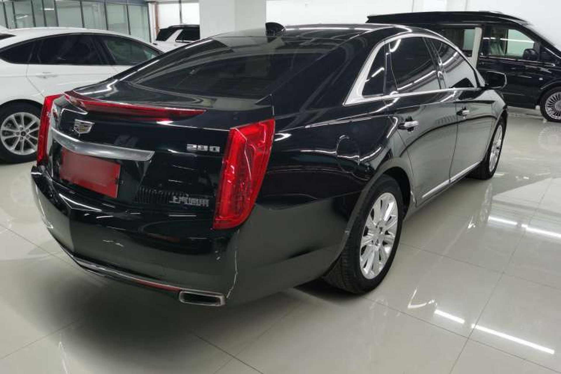 Used Cadillac XTS 2017 28T Tech Edition Exterior 5