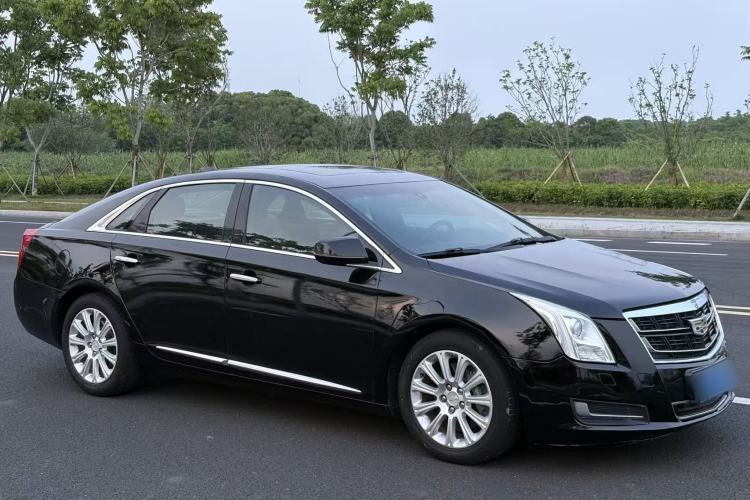 Used Cadillac XTS 2017 28T Tech Edition Exterior 5