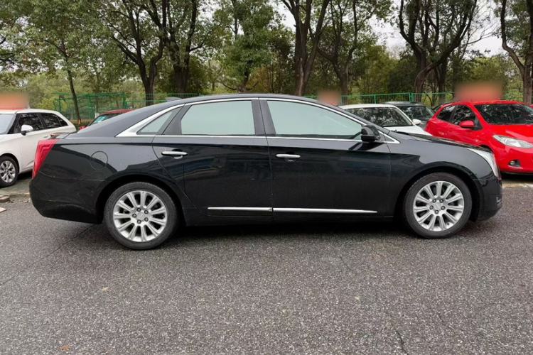 Used Cadillac XTS 2017 28T Tech Edition Exterior 7