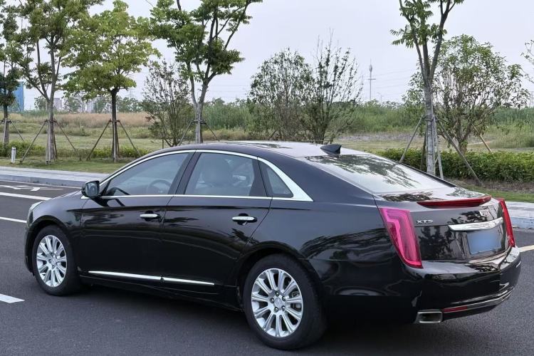 Used Cadillac XTS 2017 28T Tech Edition Exterior 7