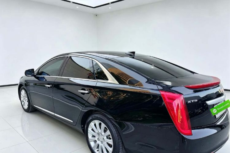 Used Cadillac XTS 2017 28T Elite Model Exterior 8