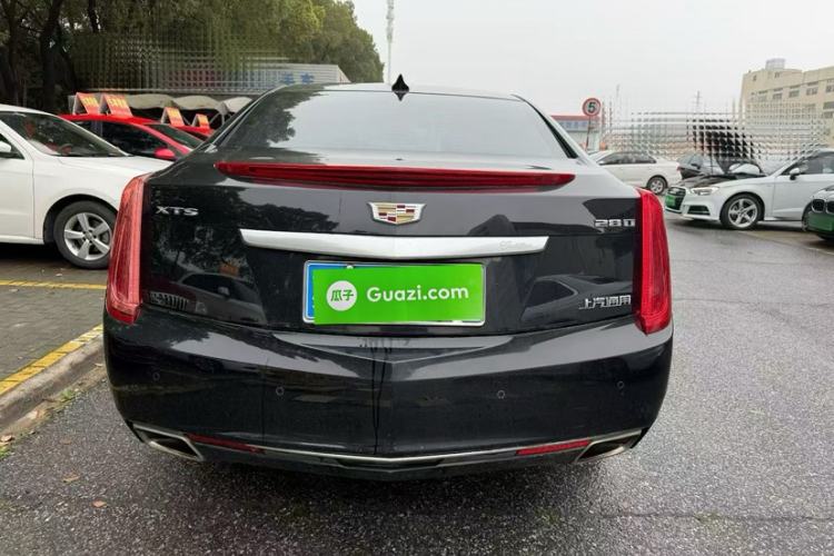 Used Cadillac XTS 2017 28T Tech Edition Exterior 9