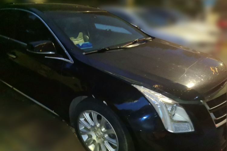 Used Cadillac XTS 2017 28T Tech Edition Front Right 45 Deg