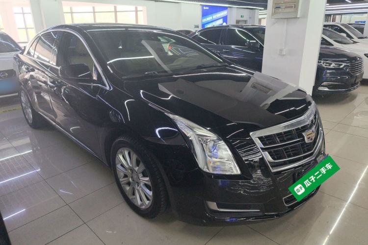 Used Cadillac XTS 2017 28T Tech Edition Front Right 45 Deg