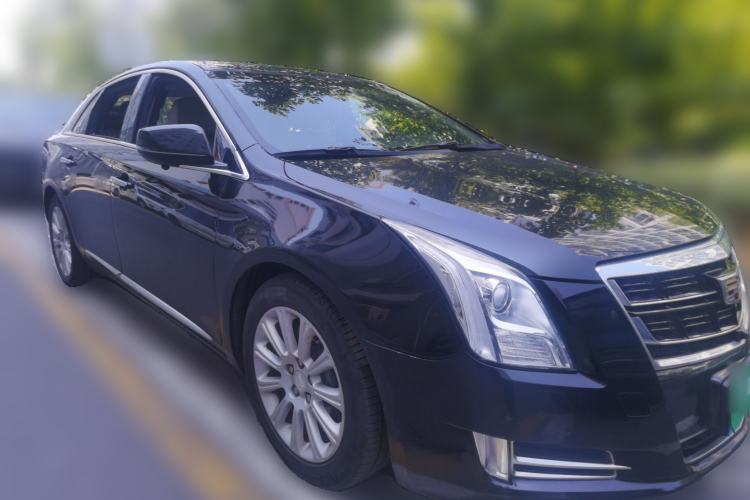 Used Cadillac XTS 2017 28T Elite Model Front Right 45 Deg