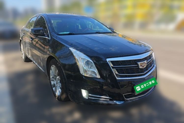 Used Cadillac XTS 2017 28T Tech Edition Front Right 45 Deg