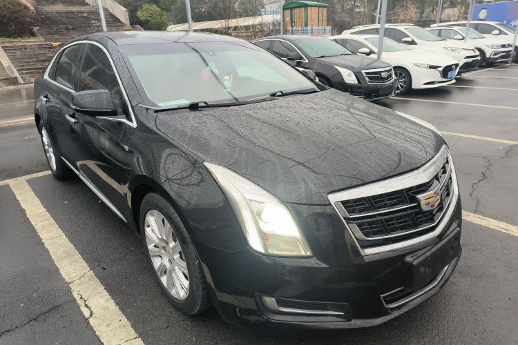 Used Cadillac XTS 2017 28T Tech Edition Front Right 45 Deg