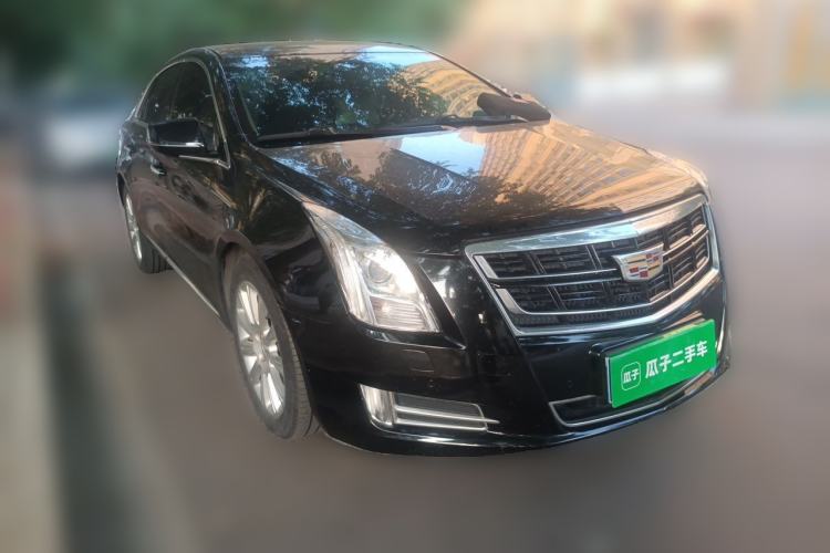 Used Cadillac XTS 2017 28T Luxury Model Front Right 45 Deg