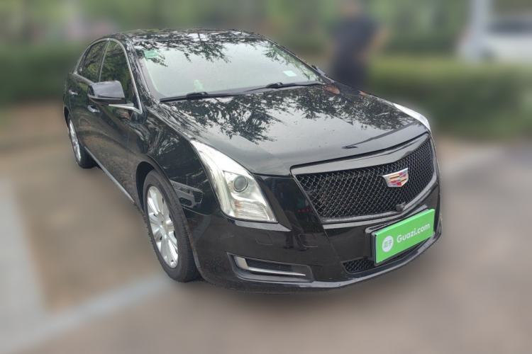 Used Cadillac XTS 2017 28T Tech Edition Front Right 45 Deg