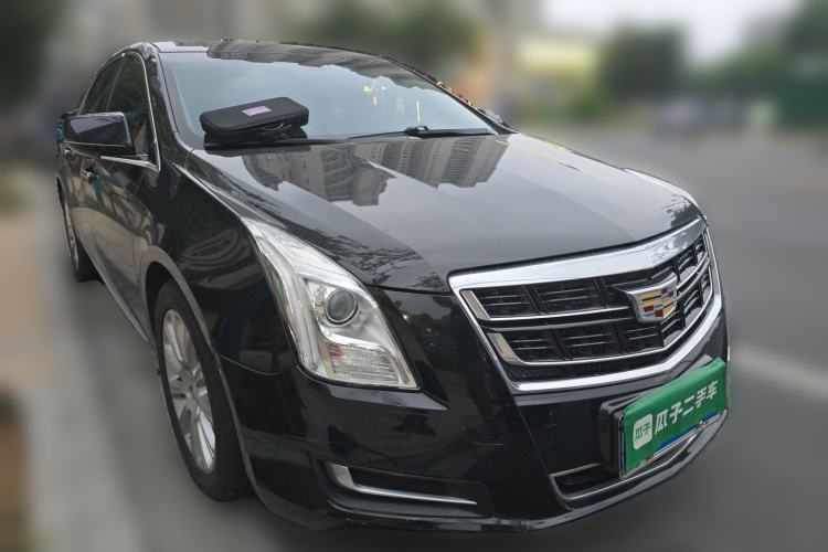 Used Cadillac XTS 2017 28T Tech Edition Front Right 45 Deg