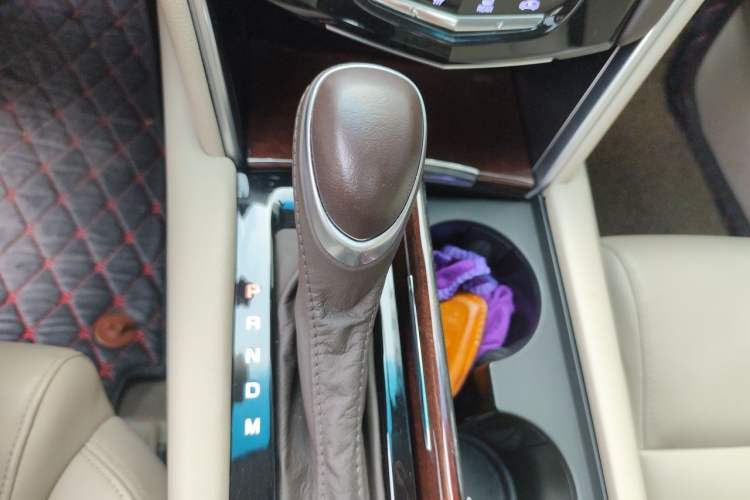 Used Cadillac XTS 2017 28T Elite Model Gear Lever