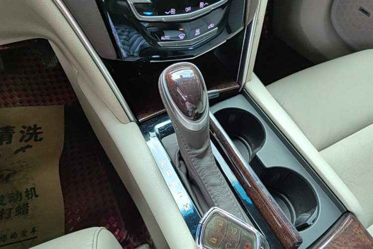 Used Cadillac XTS 2017 28T Elite Model Gear Lever