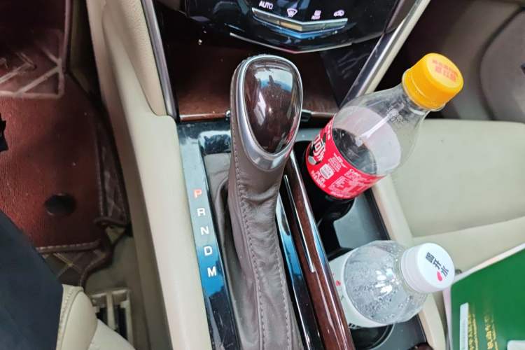 Used Cadillac XTS 2017 28T Elite Model Gear Lever