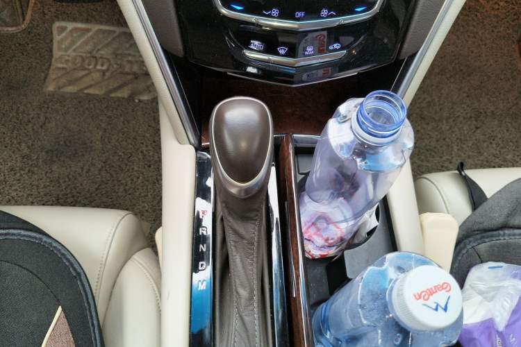 Used Cadillac XTS 2017 28T Tech Edition Gear Lever