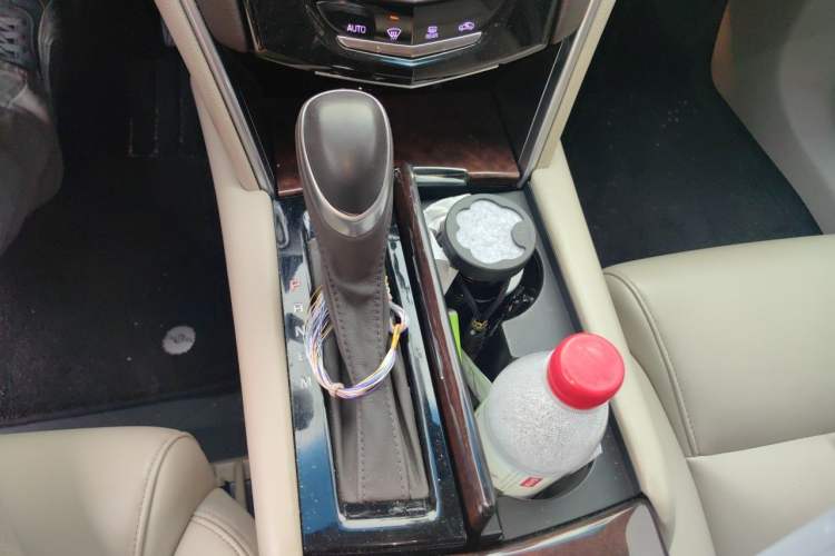Used Cadillac XTS 2017 28T Tech Edition Gear Lever