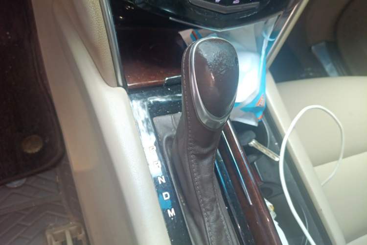 Used Cadillac XTS 2017 28T Tech Edition Gear Lever