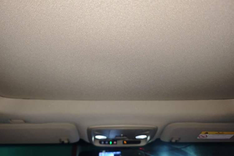 Used Cadillac XTS 2017 28T Elite Model Headliner