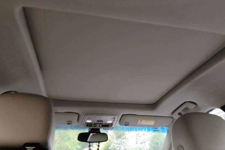 Used Cadillac XTS 2017 28T Elite Model Headliner