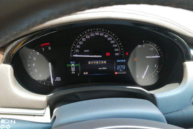Used Cadillac XTS 2017 28T Elite Model Instrument Cluster