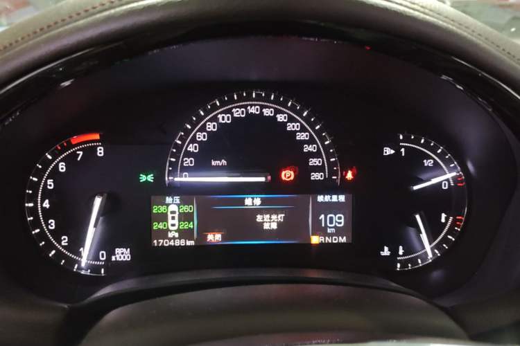 Used Cadillac XTS 2017 28T Tech Edition Instrument Cluster