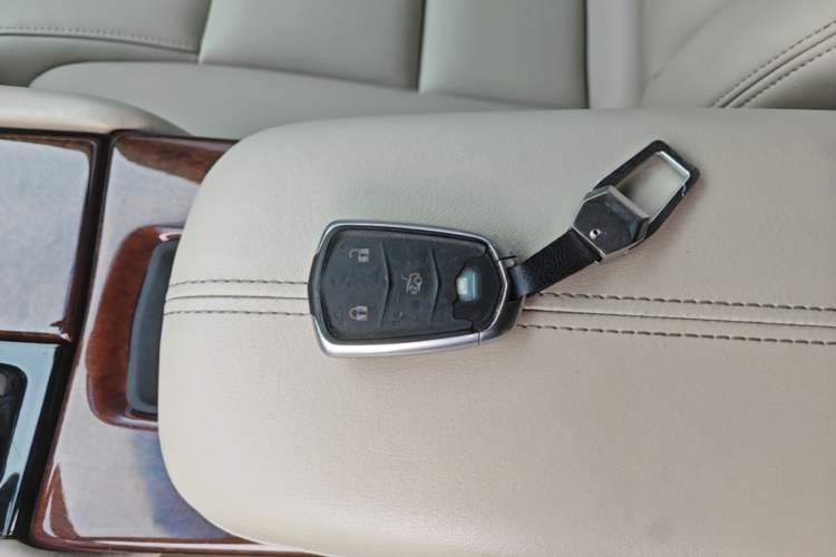 Used Cadillac XTS 2017 28T Tech Edition Interior 1