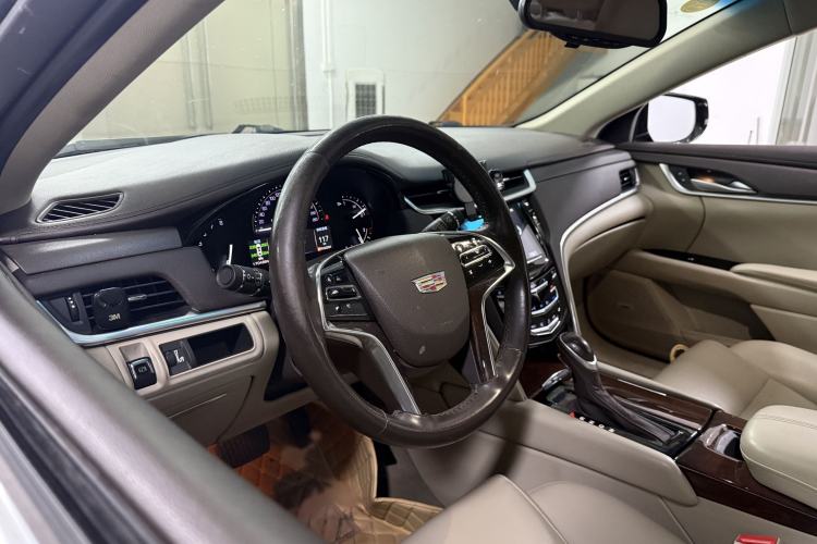 Used Cadillac XTS 2017 28T Tech Edition Interior 1