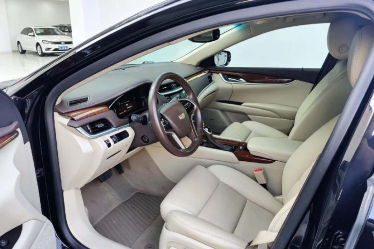 Used Cadillac XTS 2017 28T Elite Model Interior 2